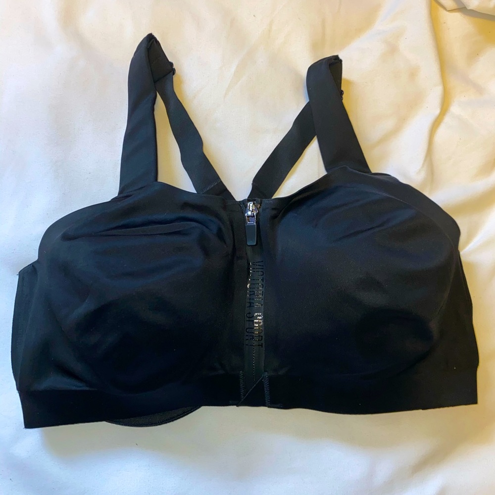 VSX Sport Bra front close
